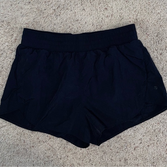 Women's Crinkle Tulip Run Shorts 3" - All in Motion™ Black XXL - Picture 6 of 8